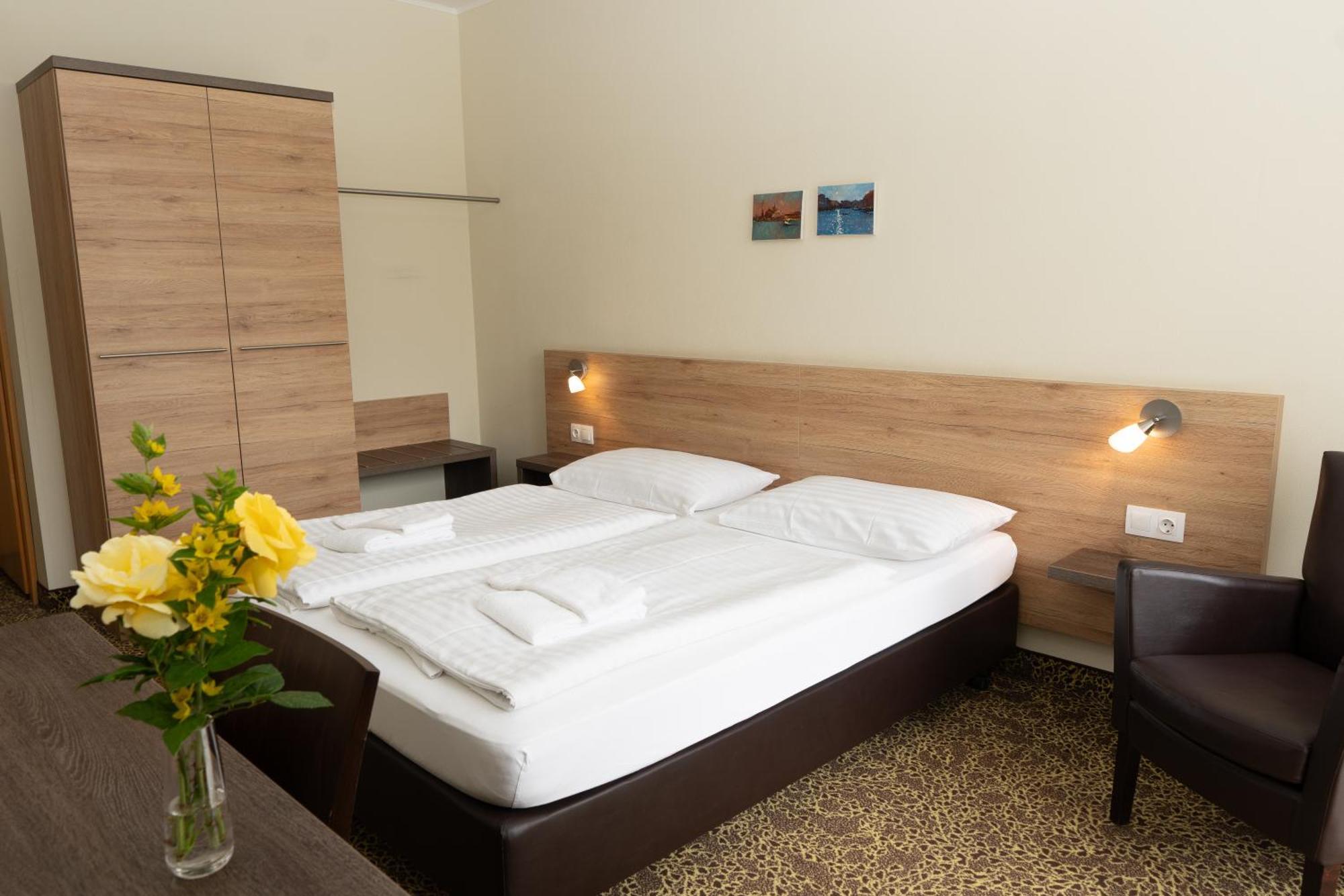 Lindenhof Hotel 3*