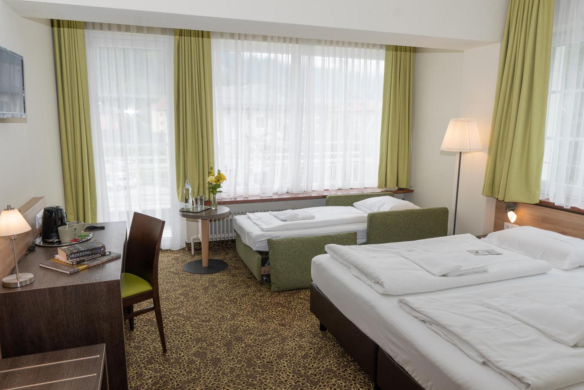 Lindenhof Hotel 3*