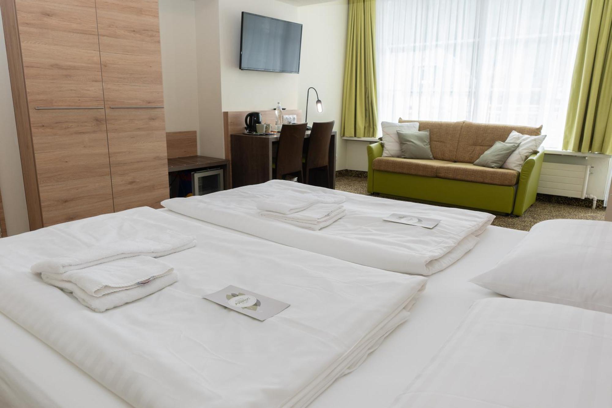Hotel Lindenhof 3*